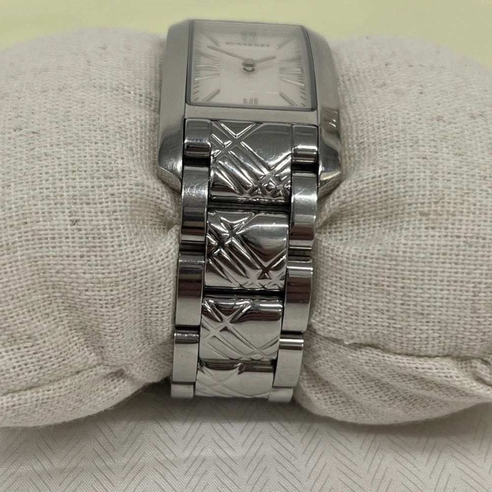 Burberry Silver Geometric Dial Watch
